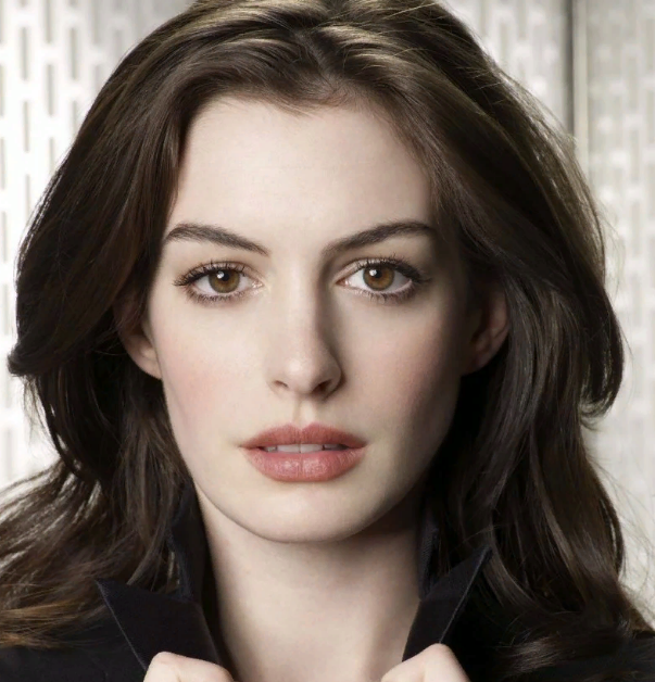 Энн Хэтэуэй